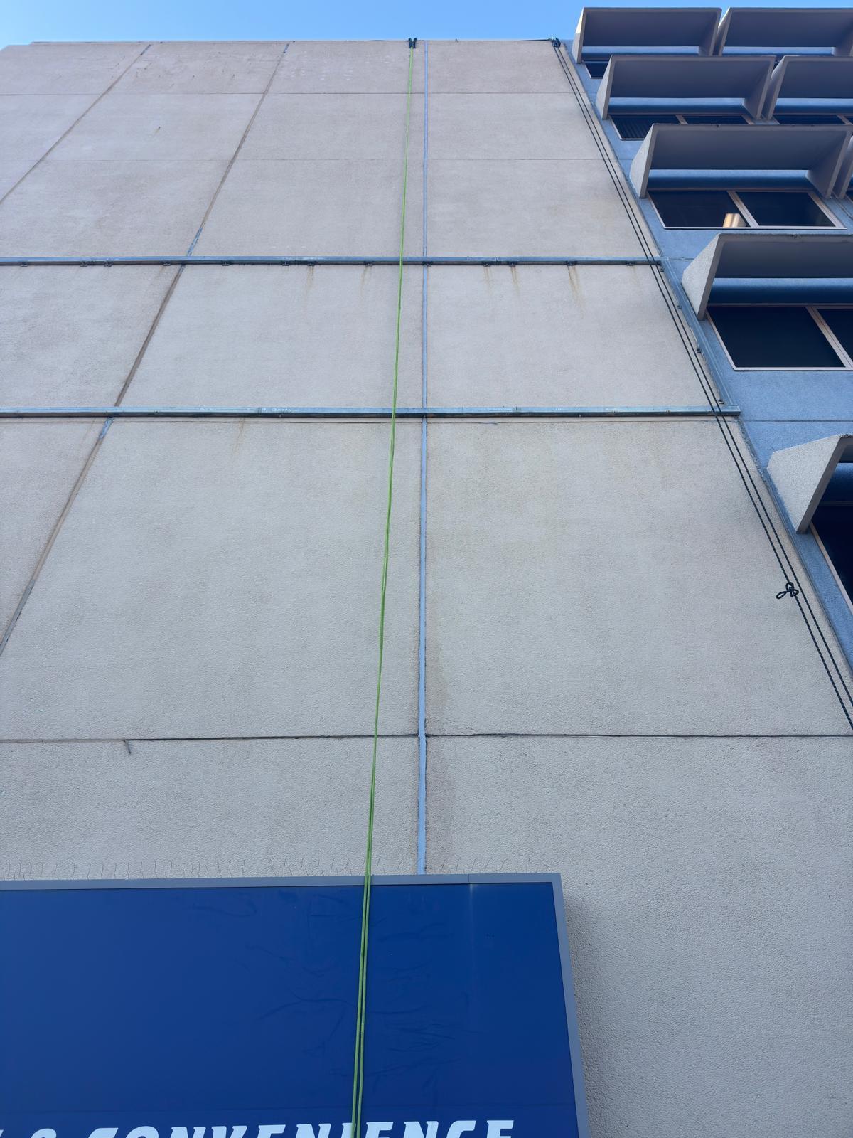 Why Brisbane Property Managers Choose Rope Access Painting